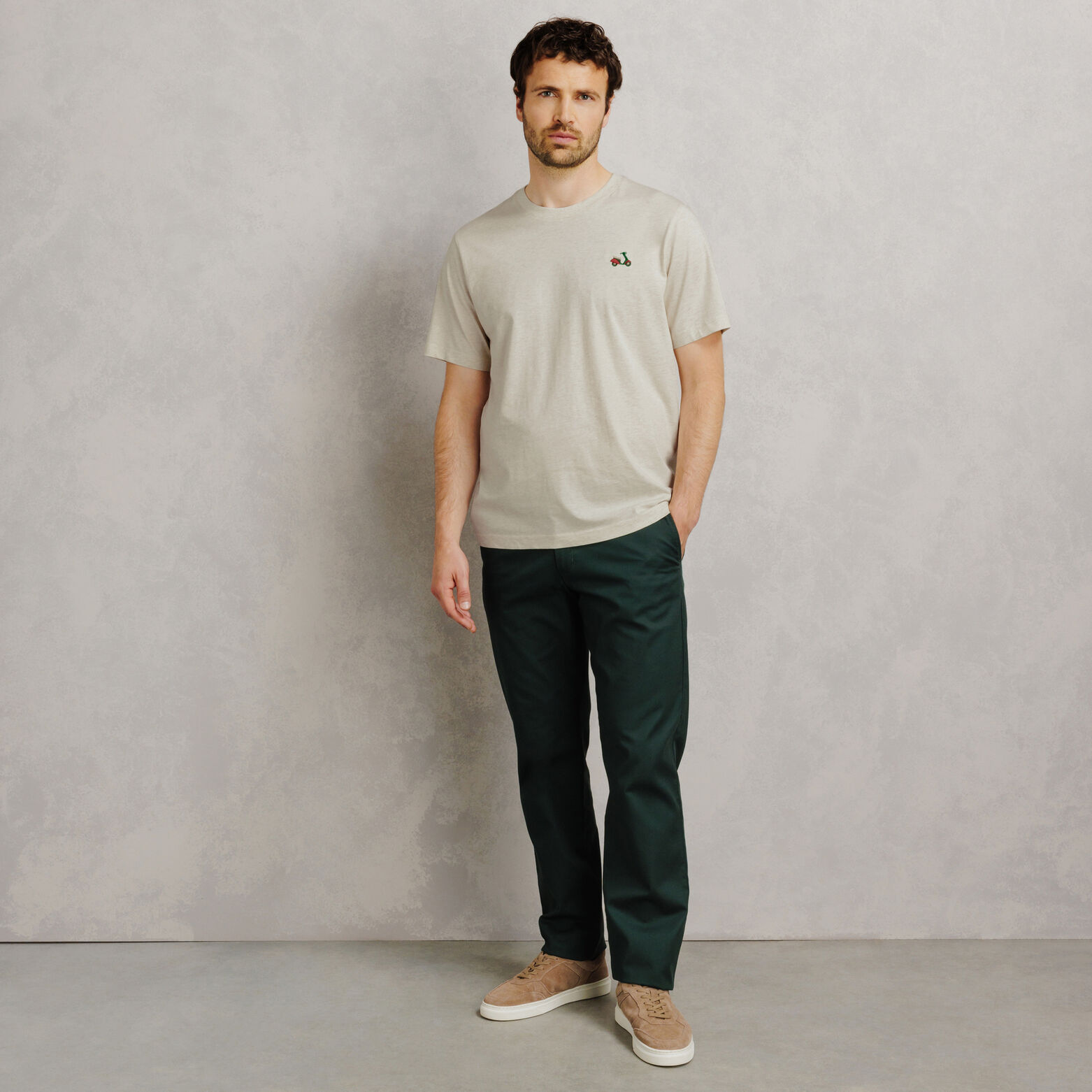 Tee shirt chin&eacute; brod&eacute;