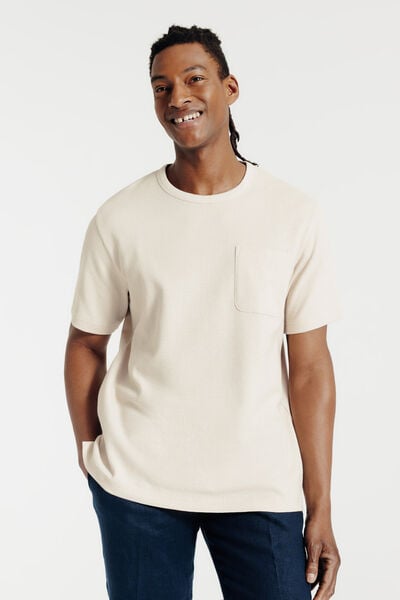 Tee shirt mati&egrave;re gaufr&eacute;e