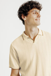 Polo en maille col resort jeux de points fantaisie