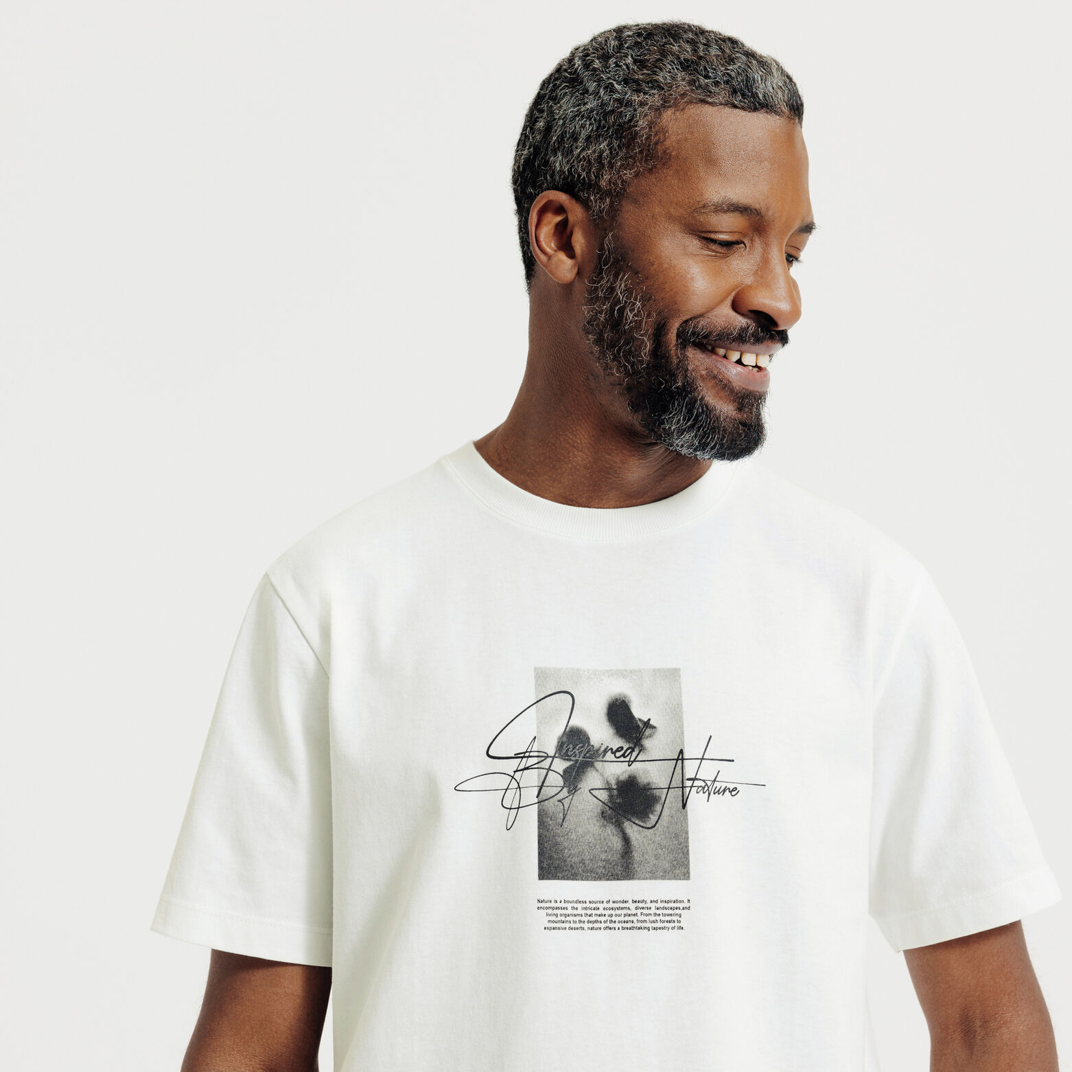 Tee shirt imprim&eacute; devant dos fleuri