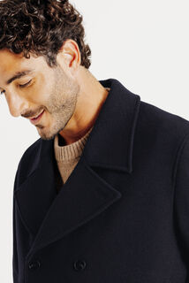 Manteau court boutonnage crois&eacute;