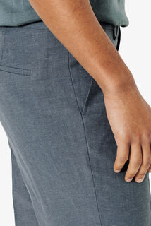 Pantalon de costume contenant du lin