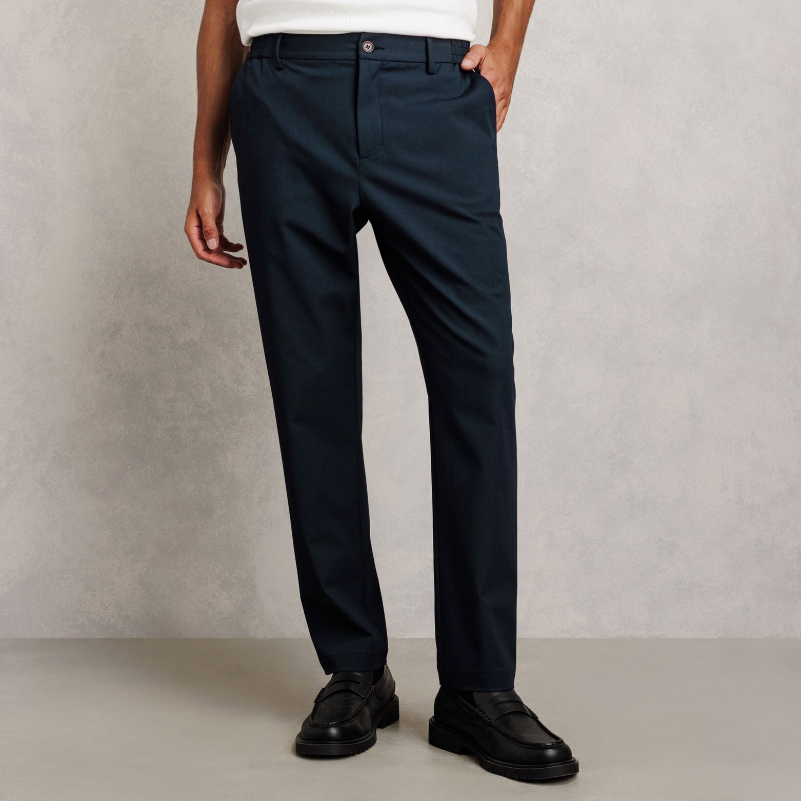 Tapered broek met half-elastische taille