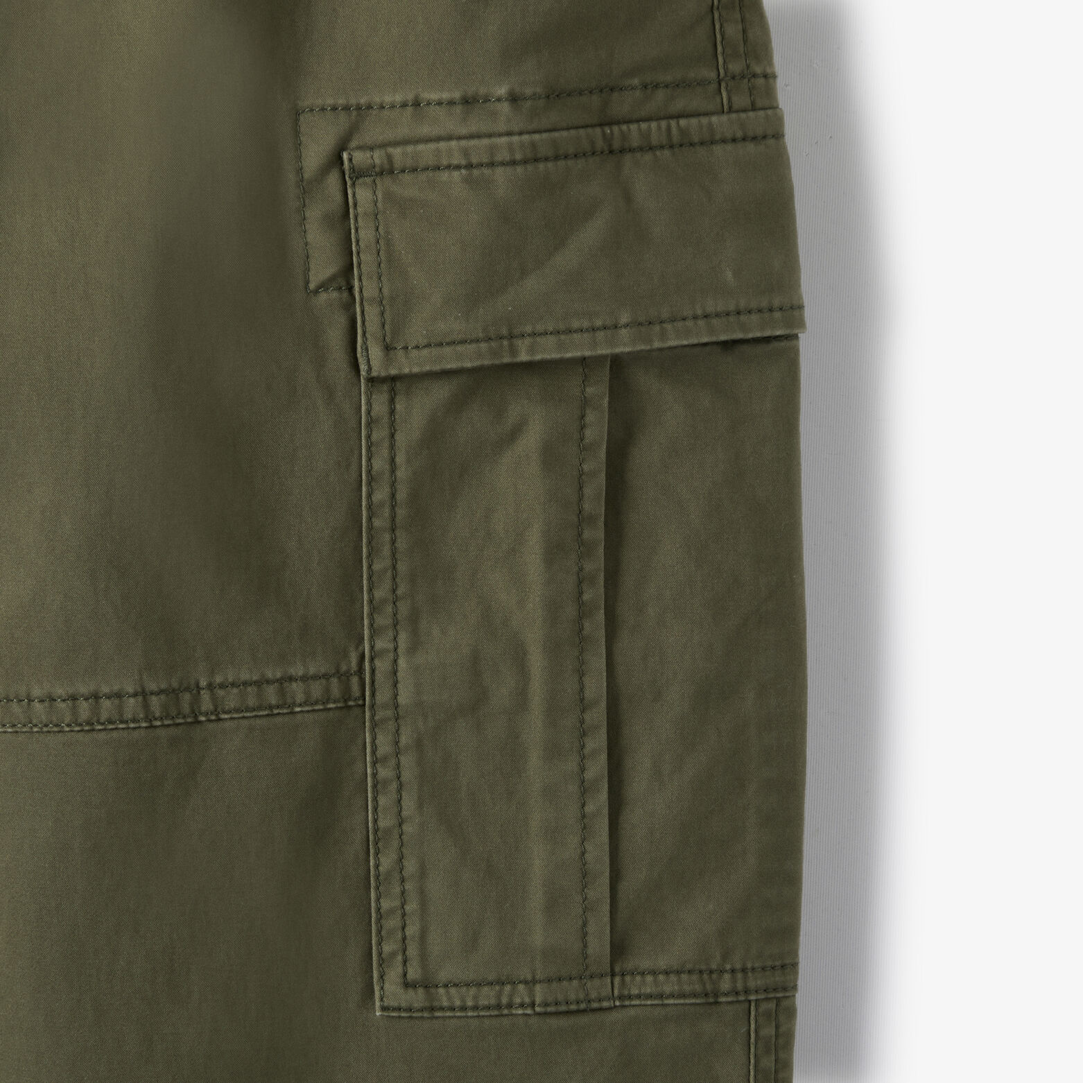 Pantalon cargo loose uni