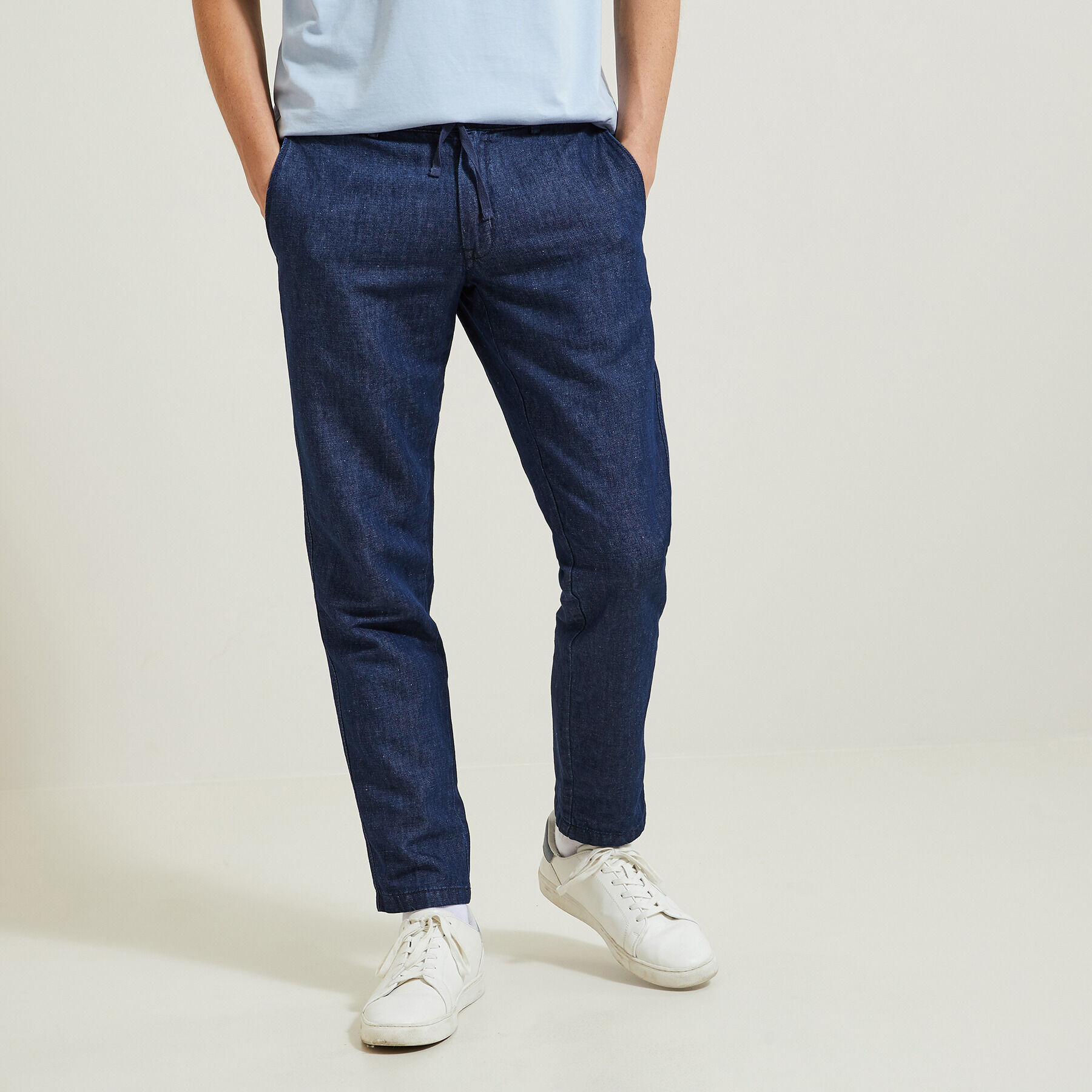 Jean tapered contenant du lin Bleu moyen Jules