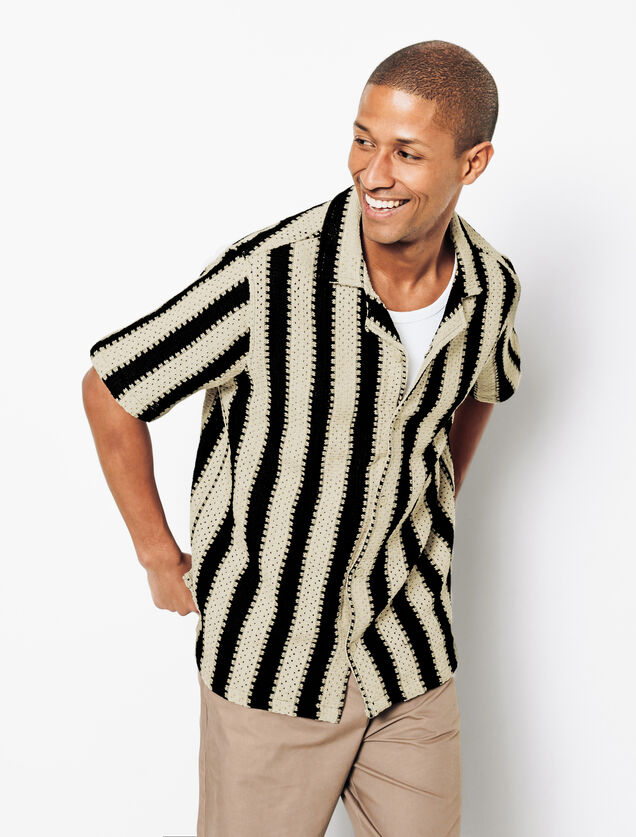 Chemisette en crochet col requin