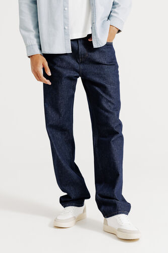 Loose fit jeans