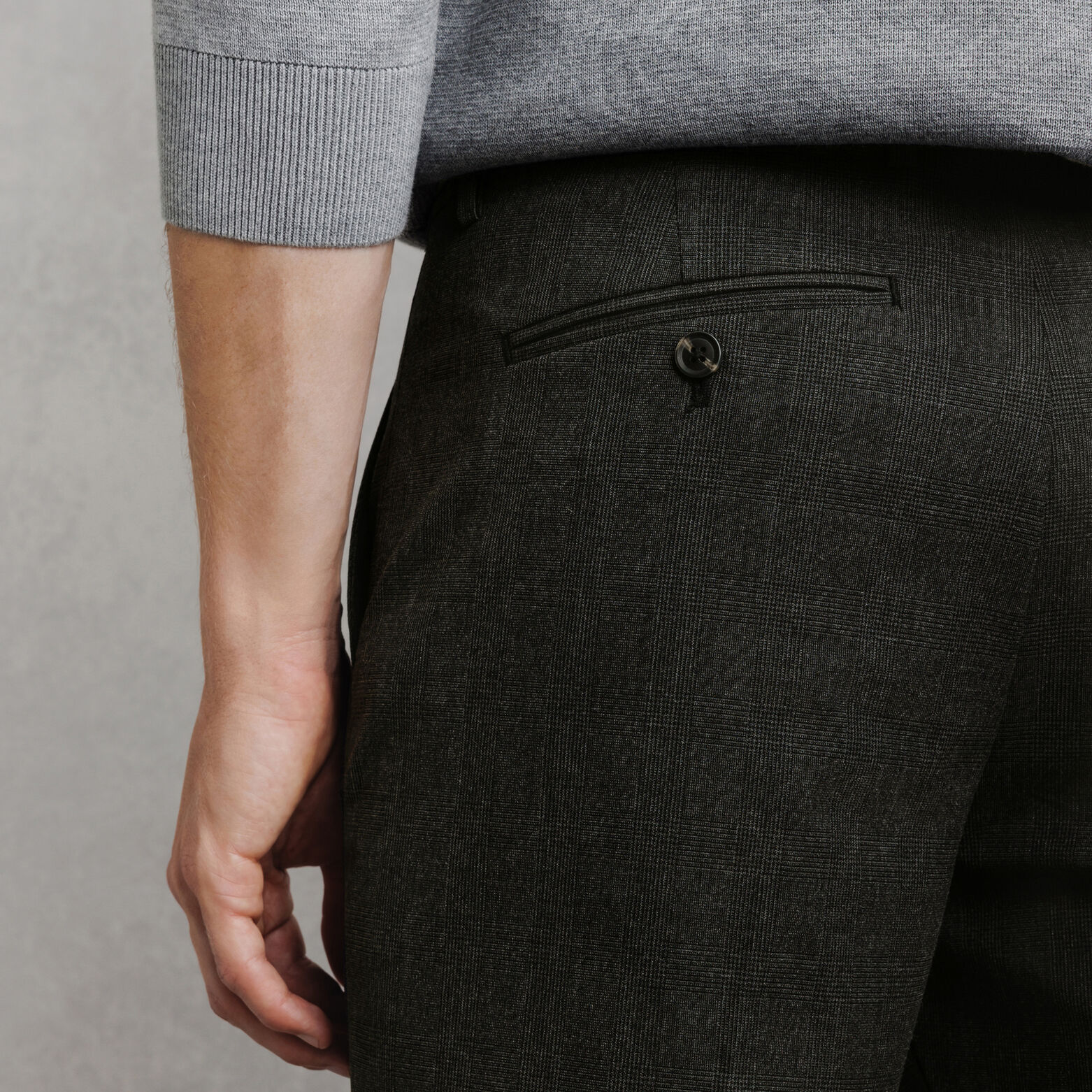 Pantalon chino slim &agrave; carreaux