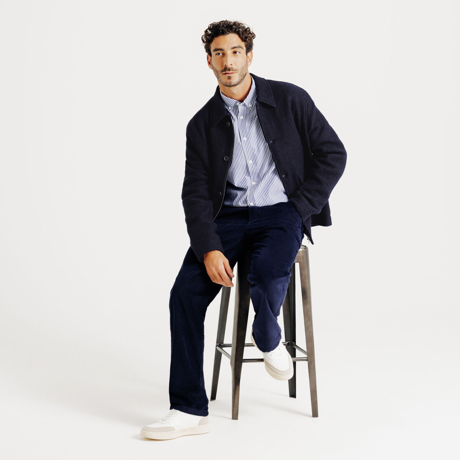 Jack met hemdskraag in wol