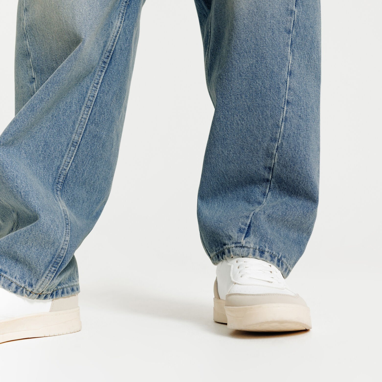 Jean skateur coutures tournantes