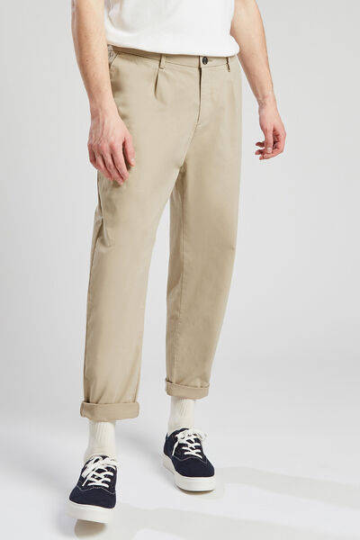 Pantalon chino à plis