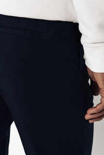 Pantalon droit m&eacute;lange coton lin