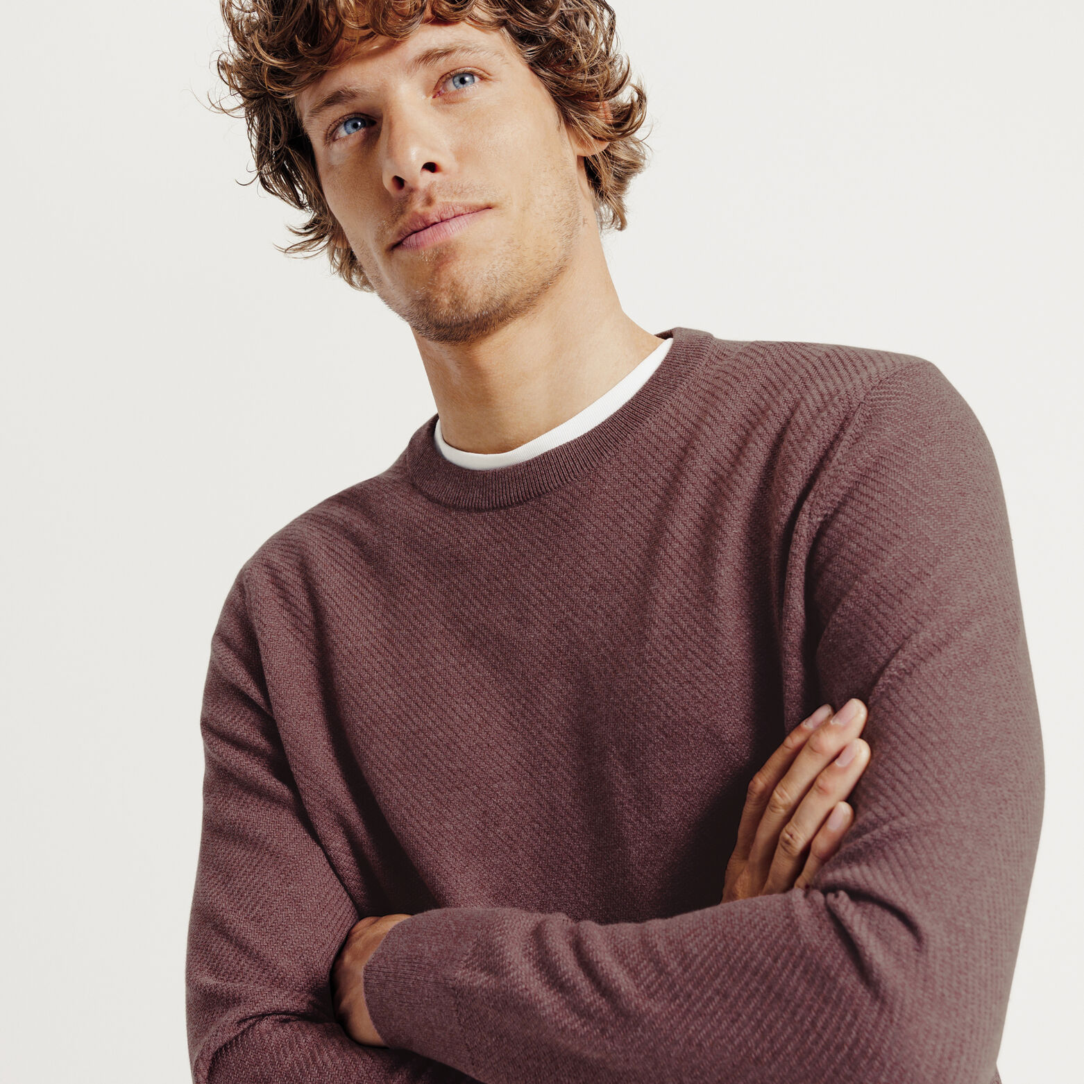 Pull col rond jeux de points fantaisie