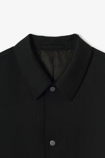 Veste pressionn&eacute;e col chemise