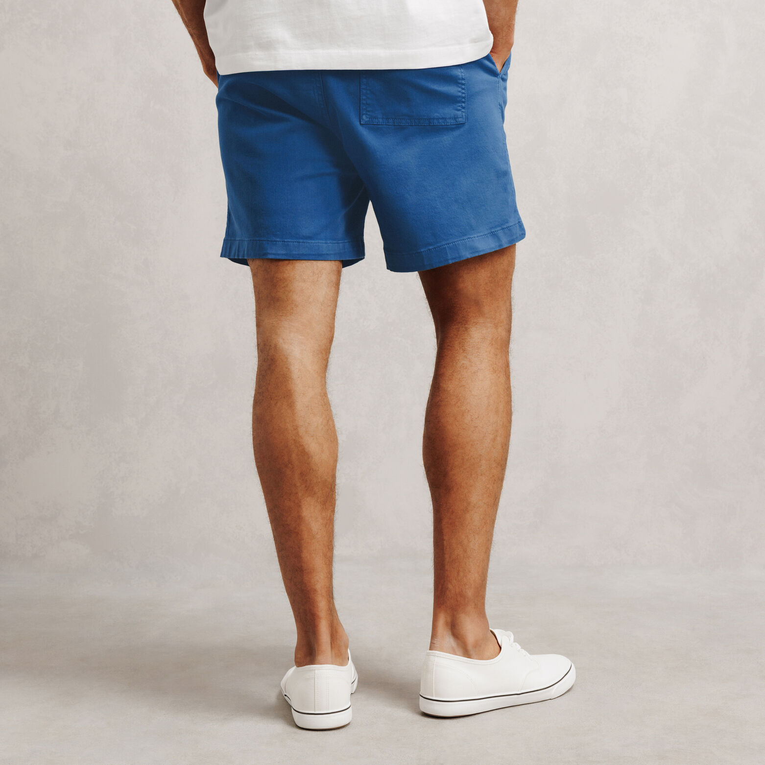 Short taille &eacute;lastiqu&eacute;e
