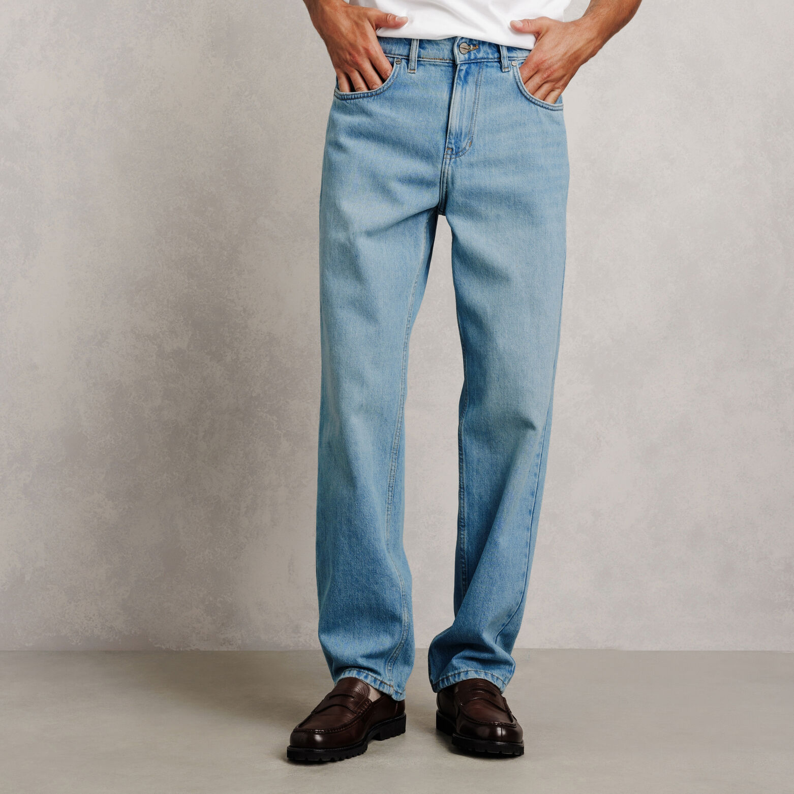 Jean loose RE-JEAN d&eacute;lav&eacute; 100% coton