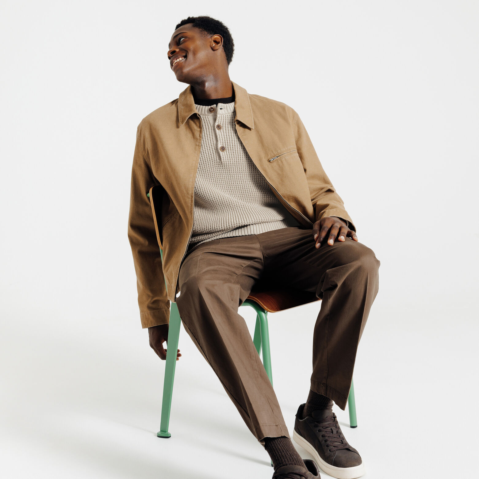 Pull col rond boutonn&eacute; gaufr&eacute;