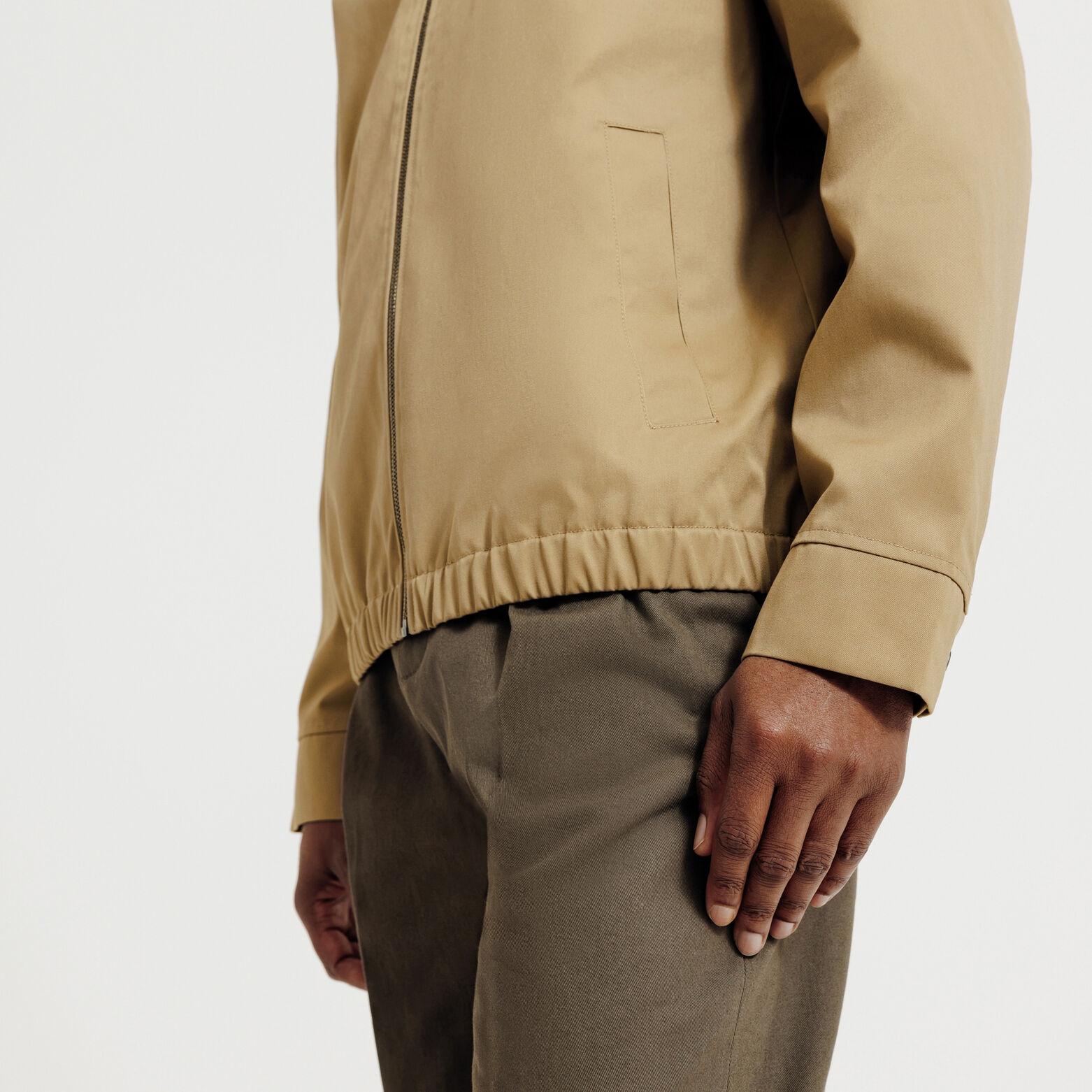 Jack, opstaande kraag met rits