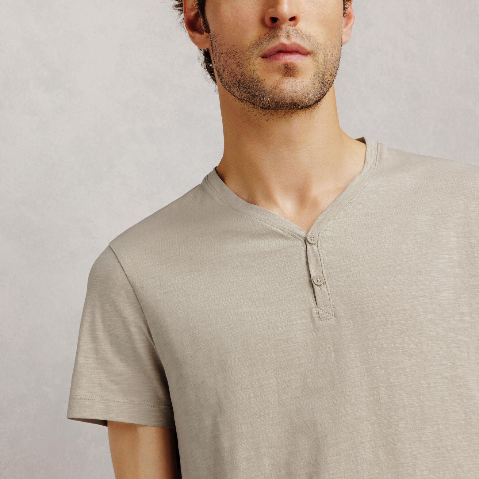 T-shirt met knooplijst in gevlamde stof