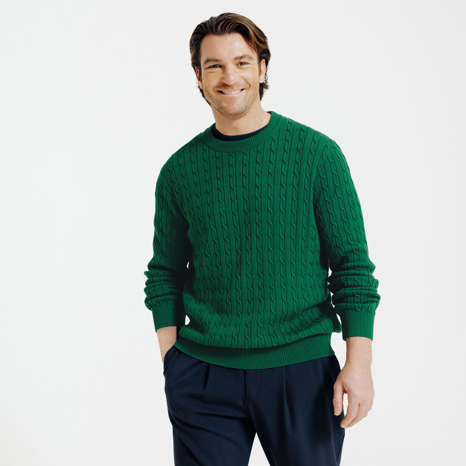 Pull col rond torsad&eacute;