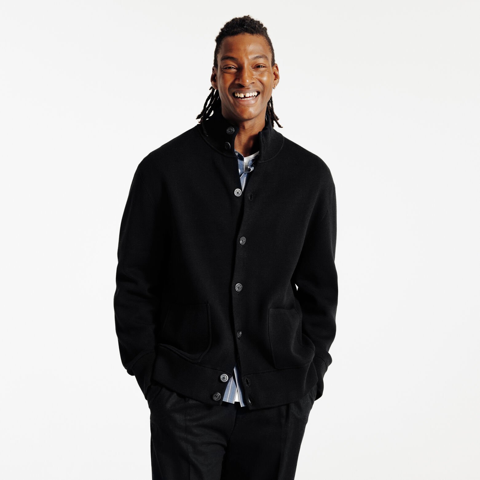 Gilet boutonn&eacute; col montant