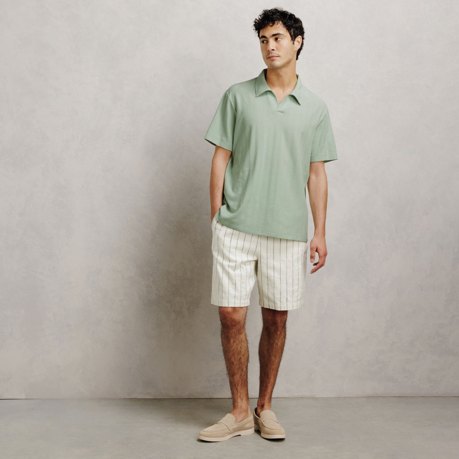 Polo manches courtes ray&eacute; textur&eacute;