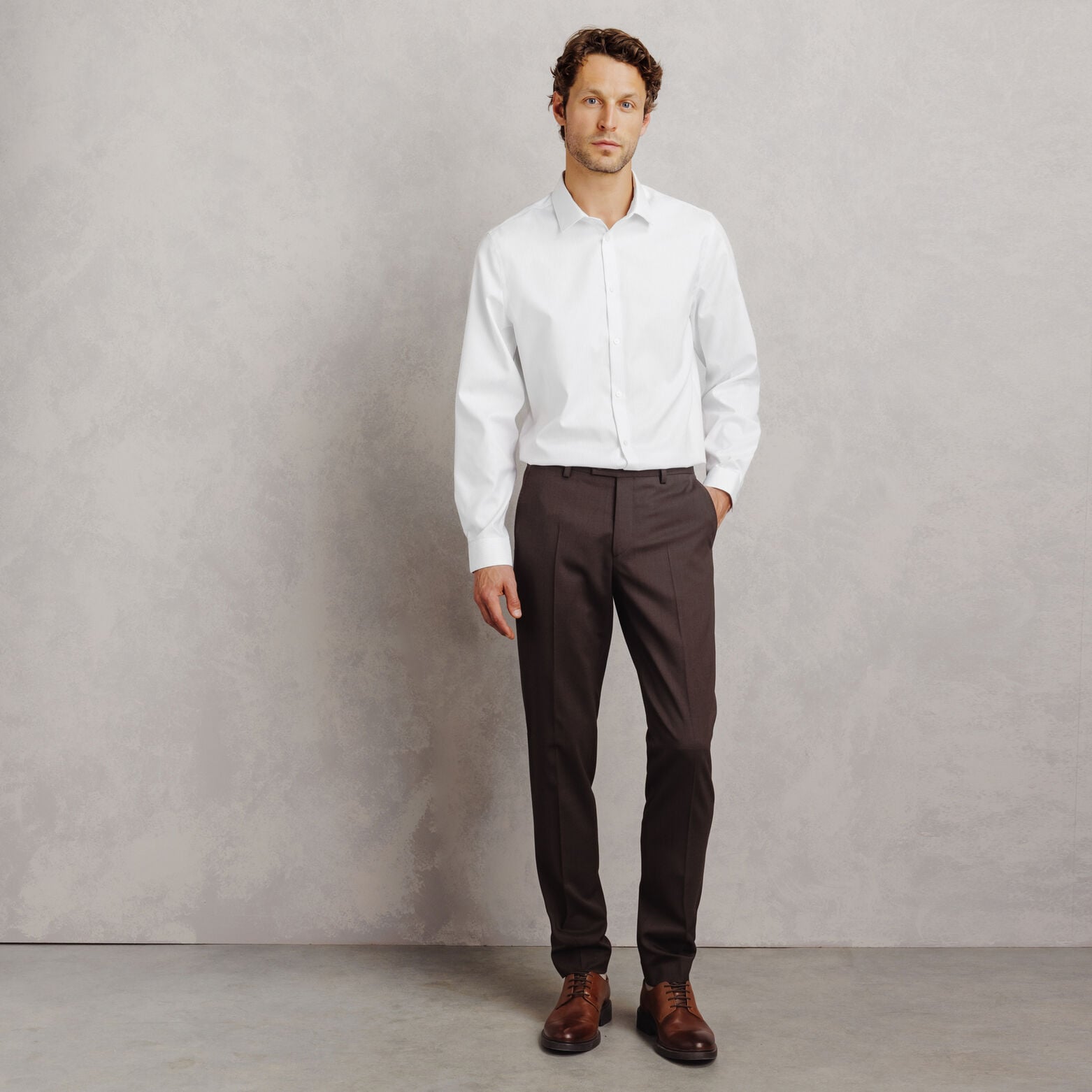 Chemise sans repassage regular en coton ray&eacute;e