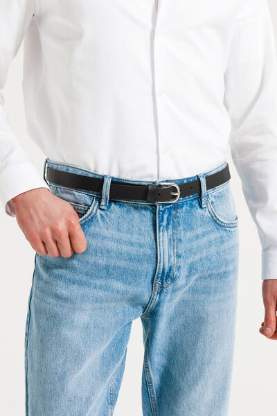 Smalle leren ceintuur