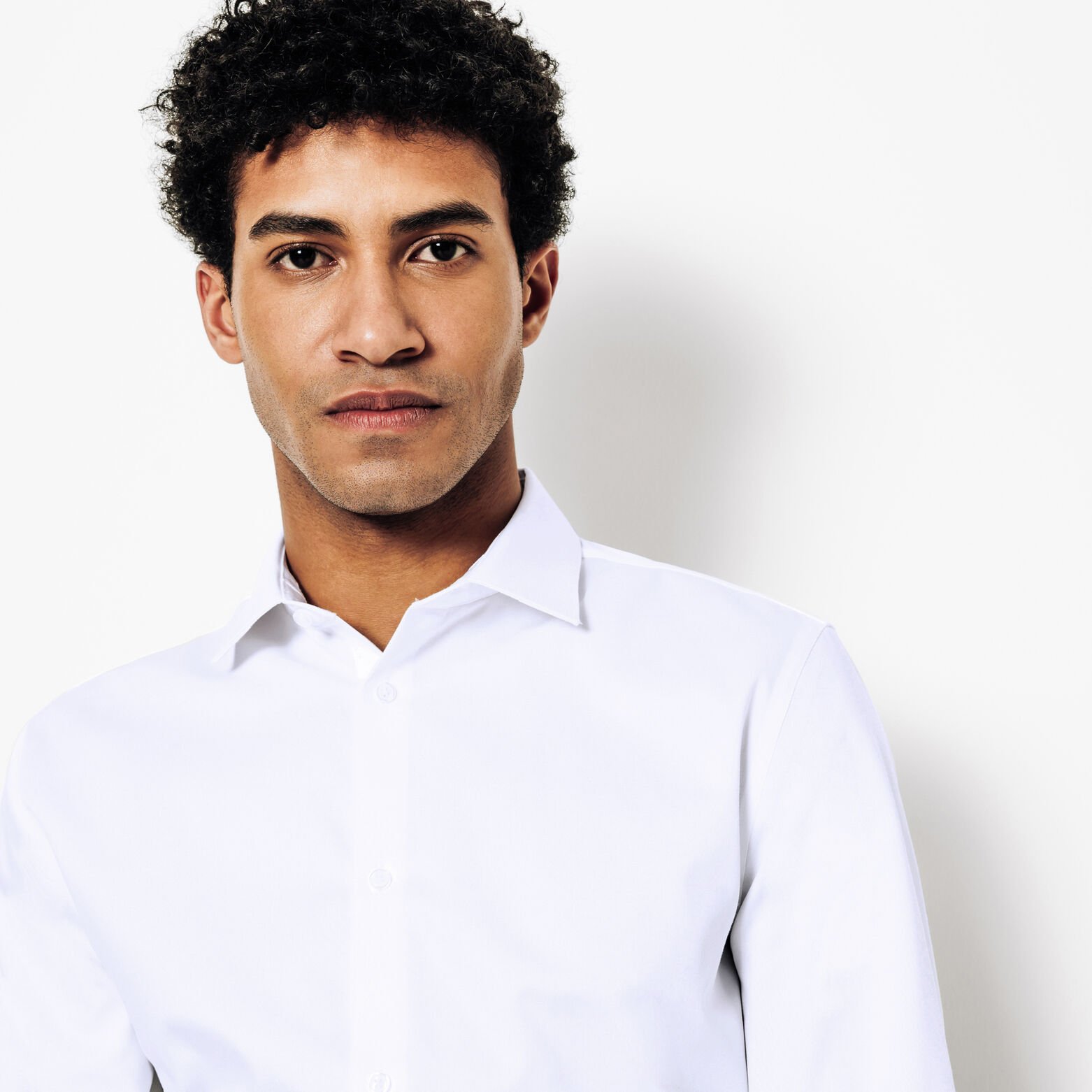 Chemise sans repassage en coton unie slim