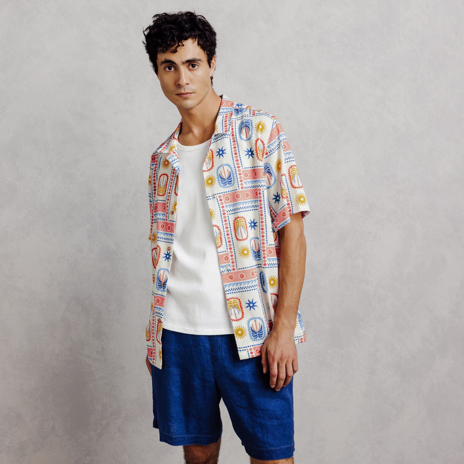 Chemisette 100% coton imprim&eacute; palmiers