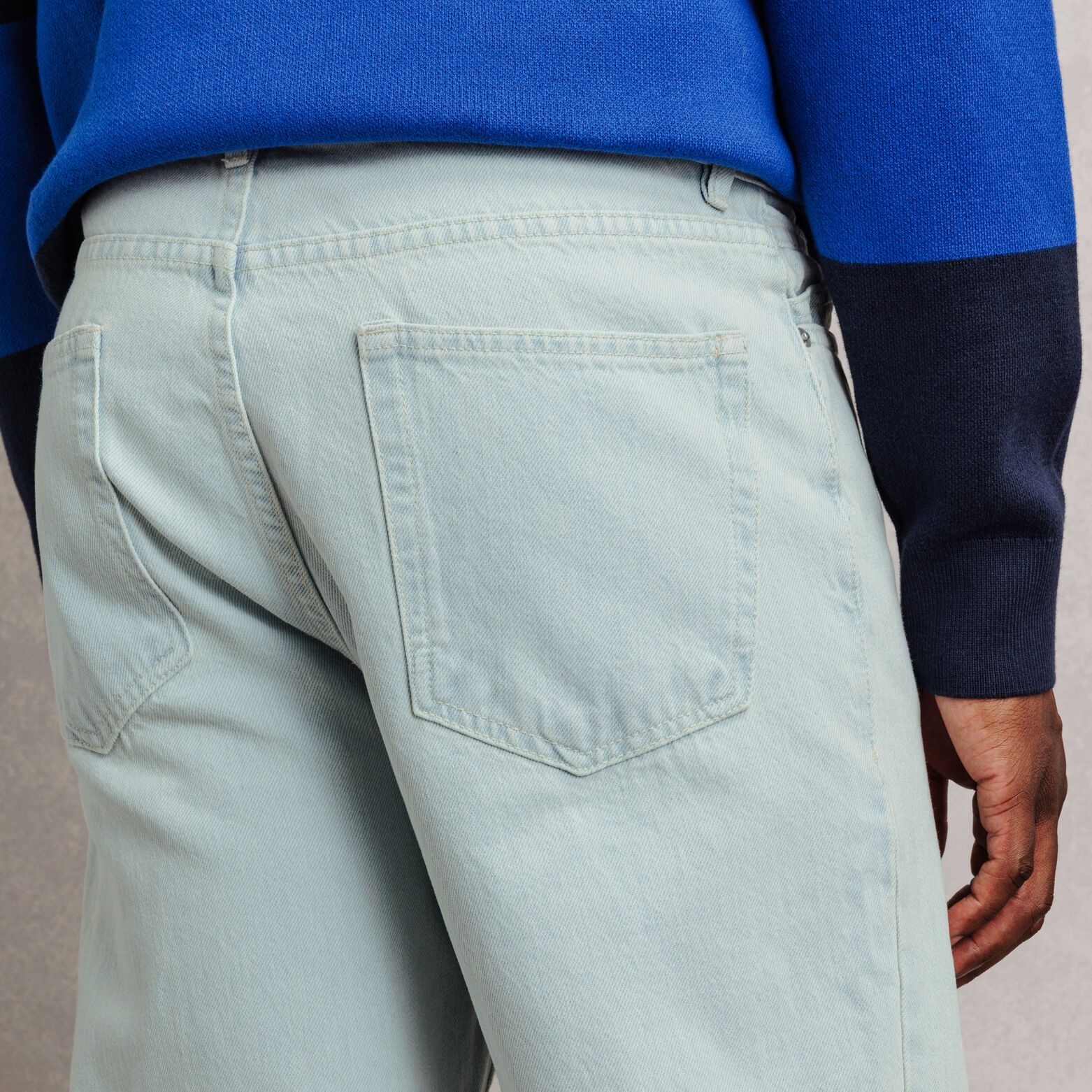 Jean baggy d&eacute;lav&eacute; 100% coton