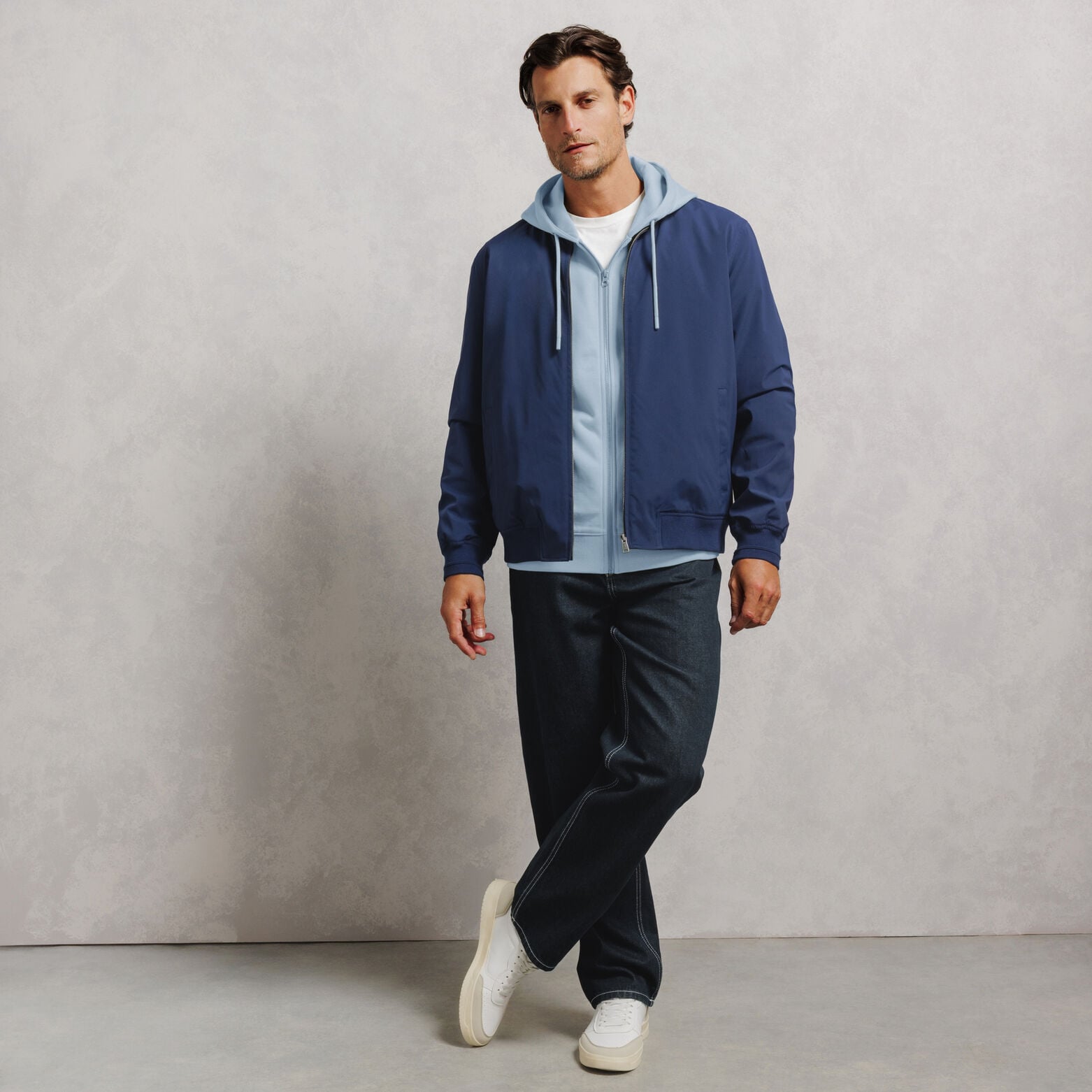 Sweat &agrave; capuche zipp&eacute; molleton uni