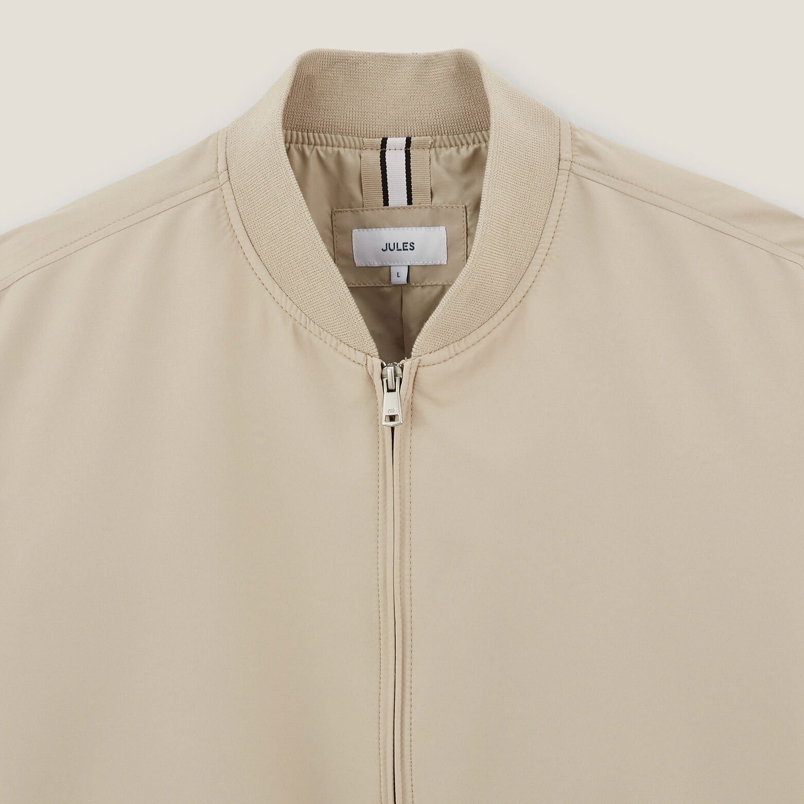 Blouson l&eacute;ger zipp&eacute;