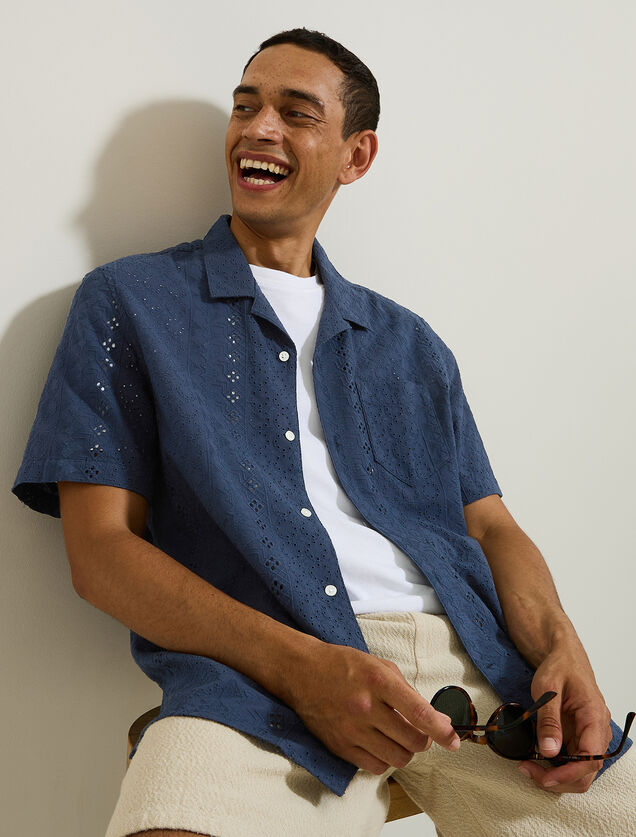 Chemisette en coton broderie anglaise