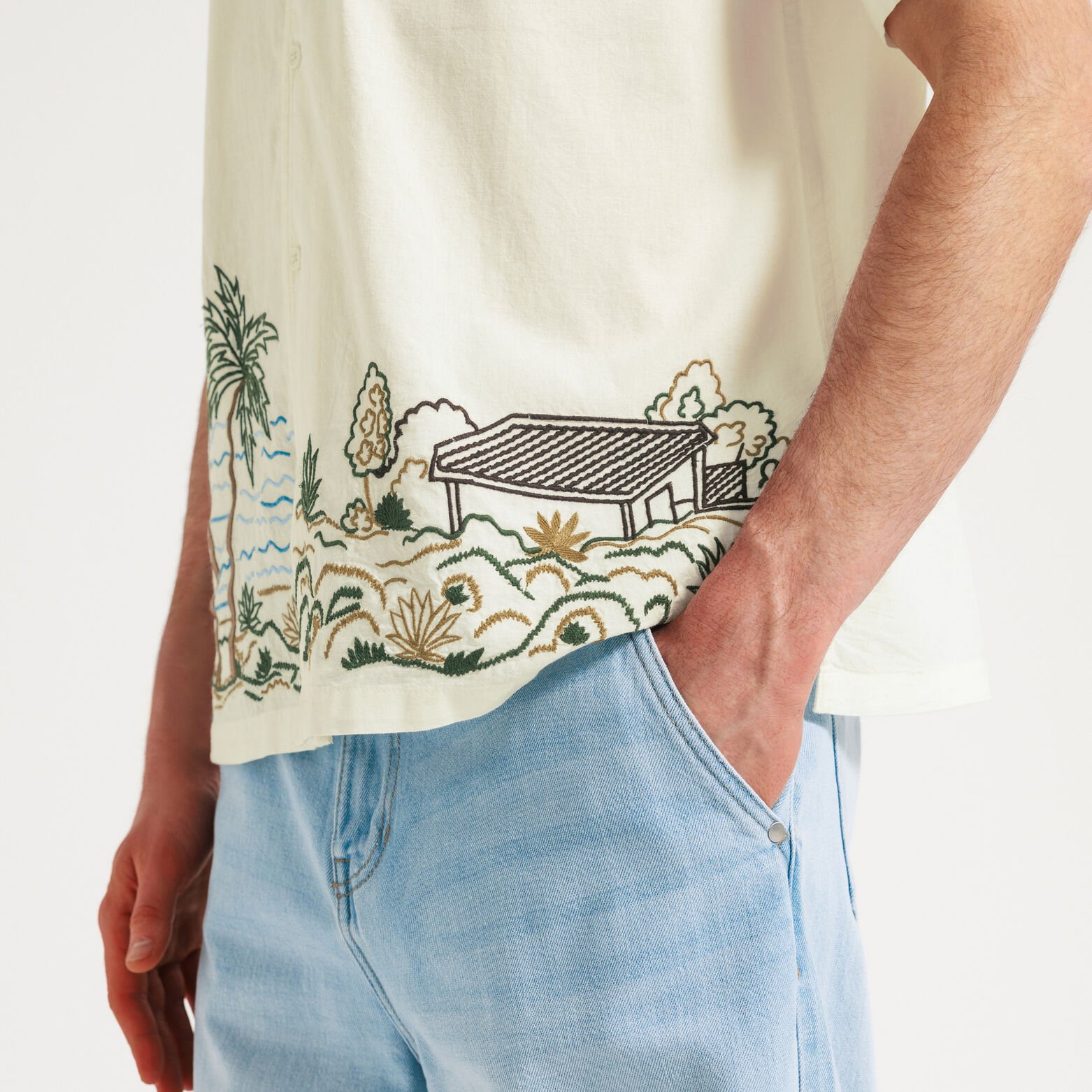 Chemisette brod&eacute;e