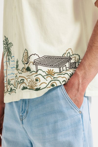 Chemisette brod&eacute;e