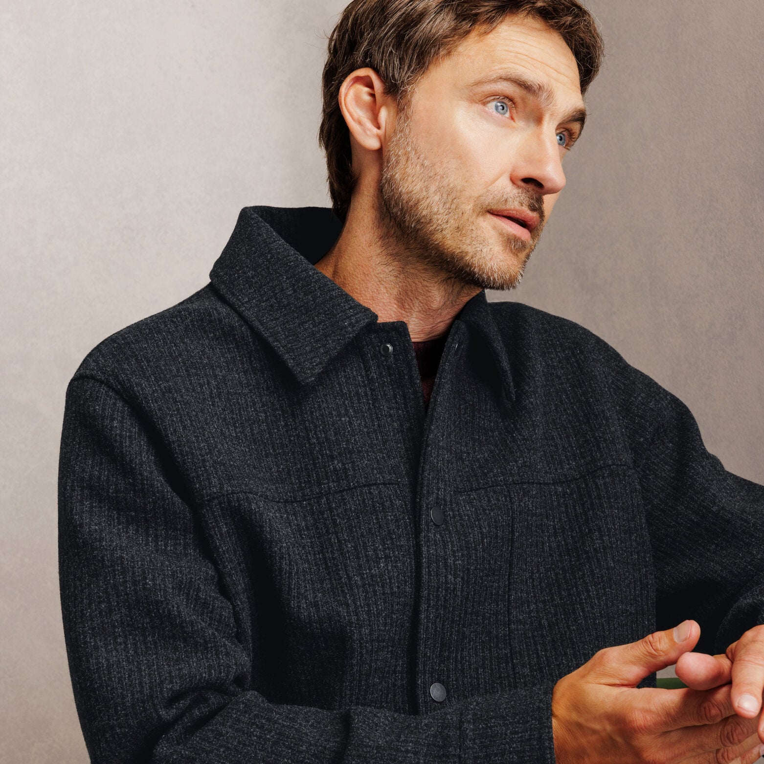 Veste pressionn&eacute;e en maille
