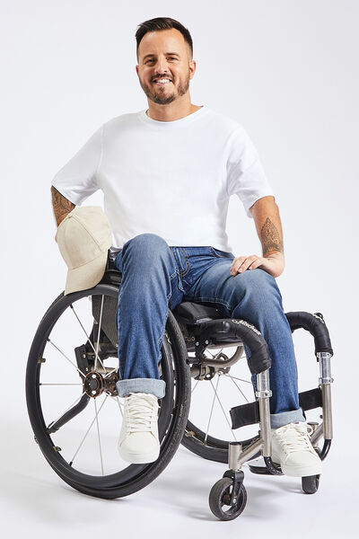 Slim jeans voor personen met beperkte mobiliteit