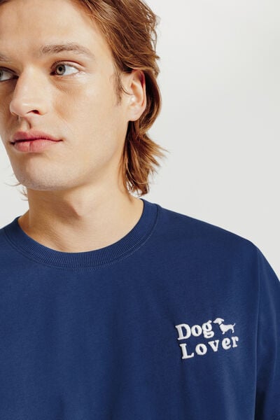 Tee shirt imprimé poitrine chien