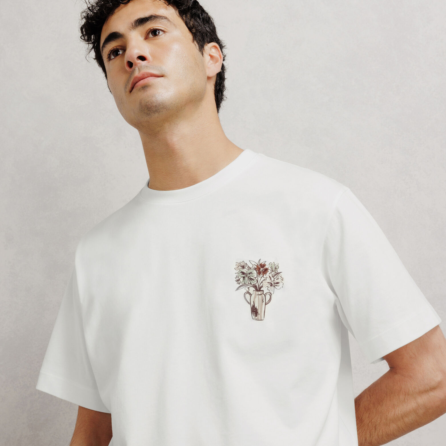 Tee shirt imprim&eacute; poitrine