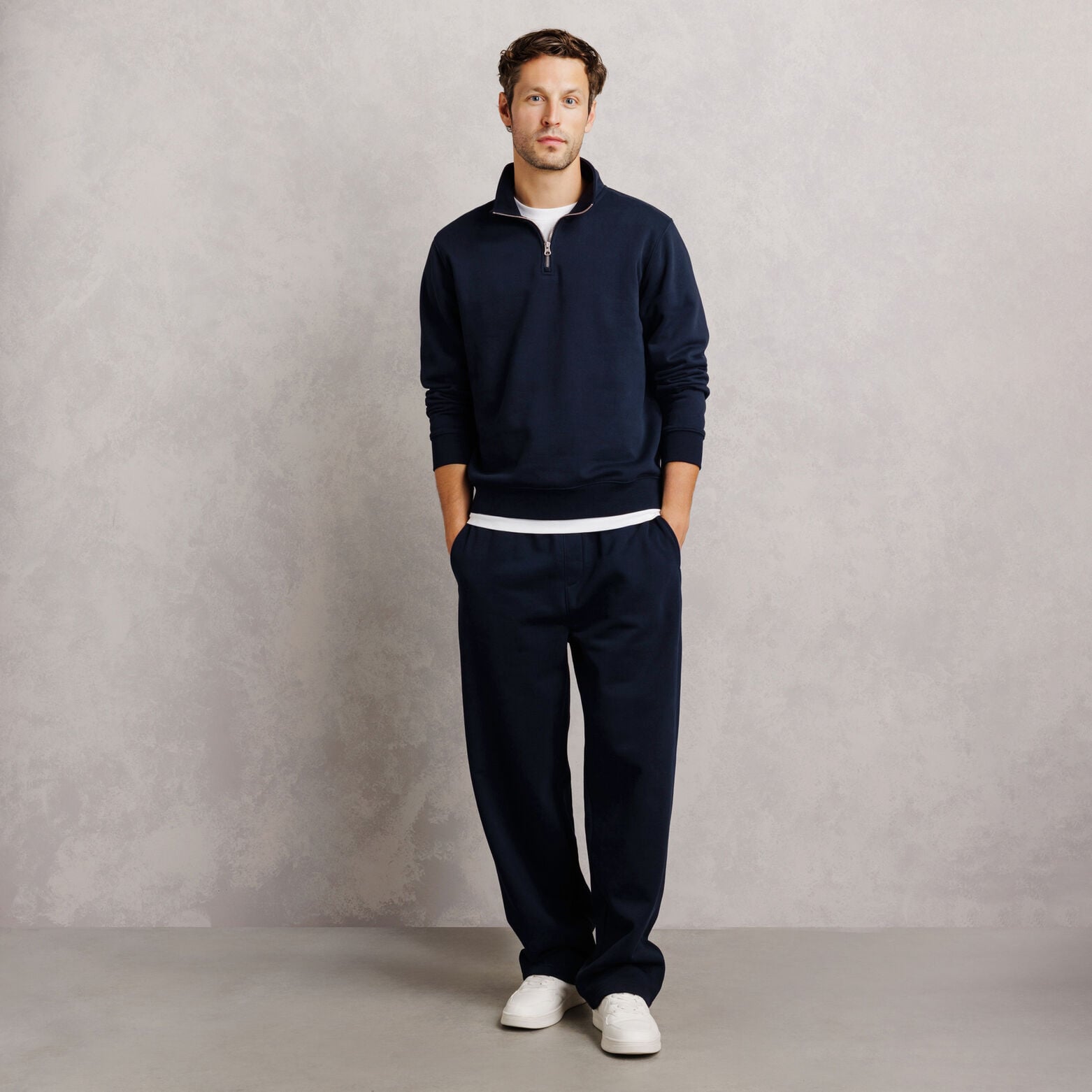 Ensemble sweat col montant zipp&eacute; et jogging loose - Bleu marine