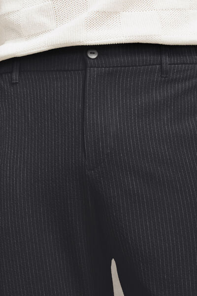 Pantalon tapered 7/8&egrave;me seersucker ray&eacute;