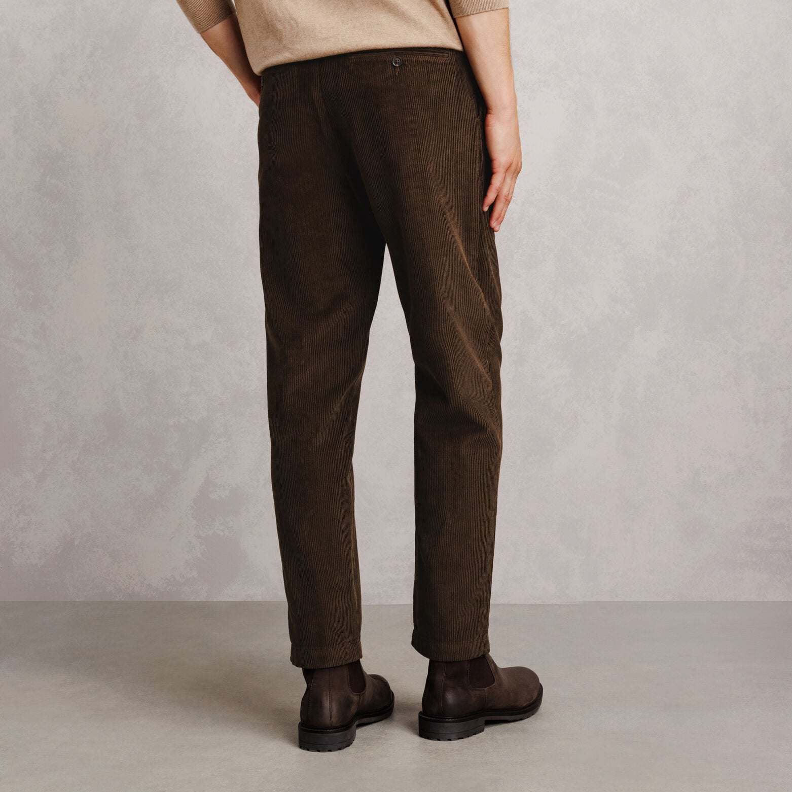 Pantalon tapered taille &eacute;lastiqu&eacute;e en velours