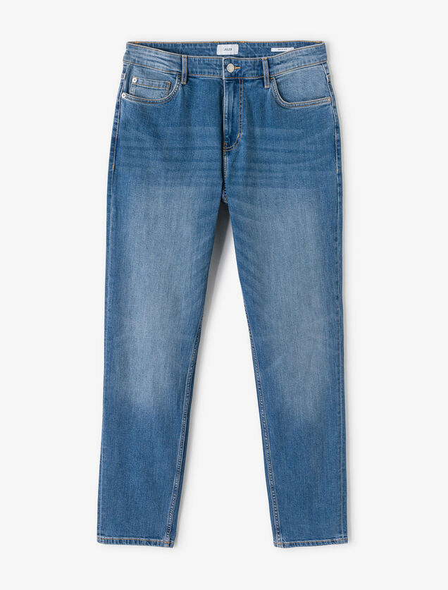 Tapered fit jeans