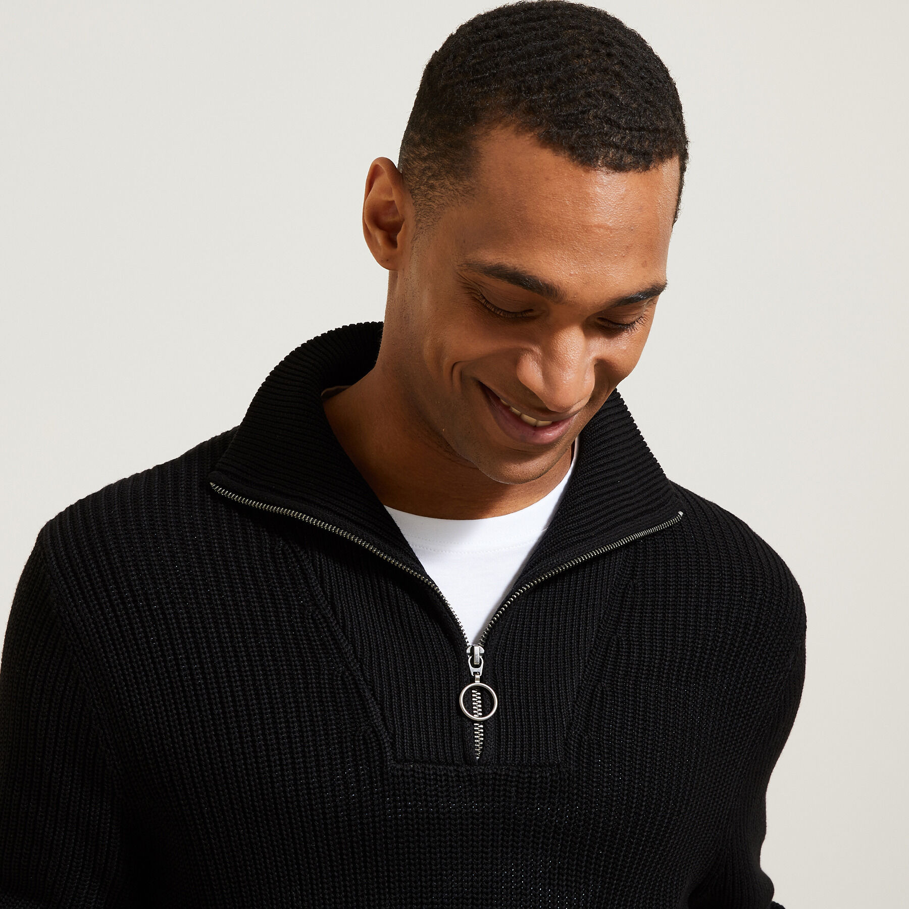 Pull col camionneur en cote