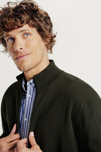 Gilet zippé col montant