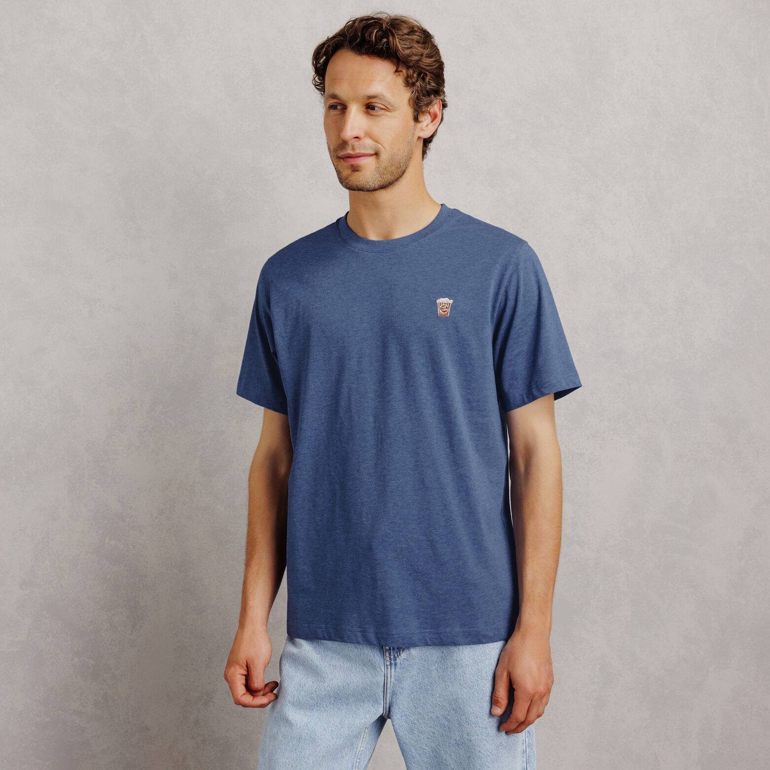 Tee shirt chin&eacute; brod&eacute;
