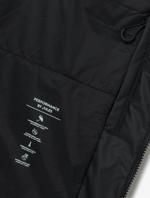 Blouson coupe-vent d&eacute;perlant &agrave; capuche