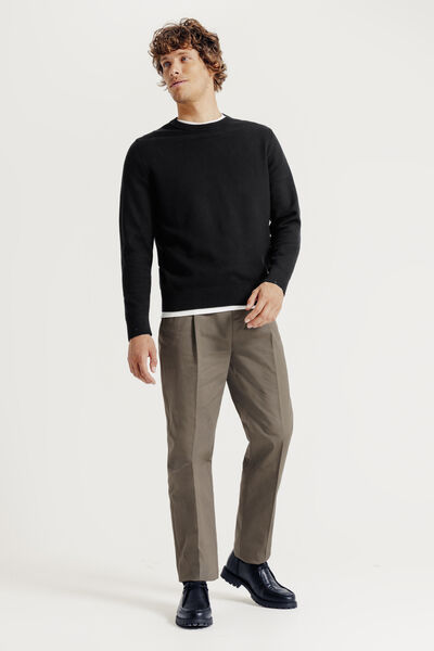 Pull col rond jeux de points fantaisie