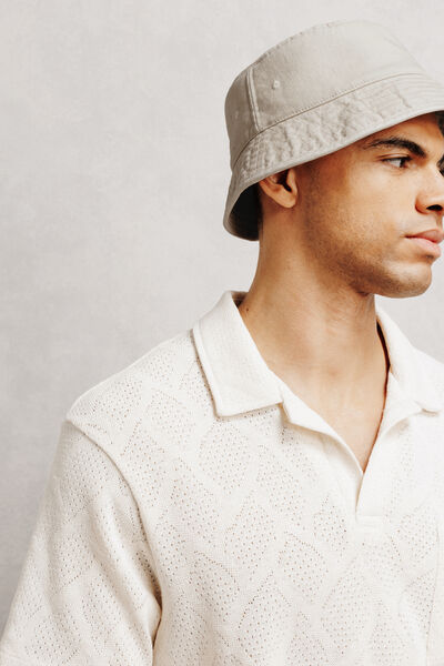 Bob uni en toile